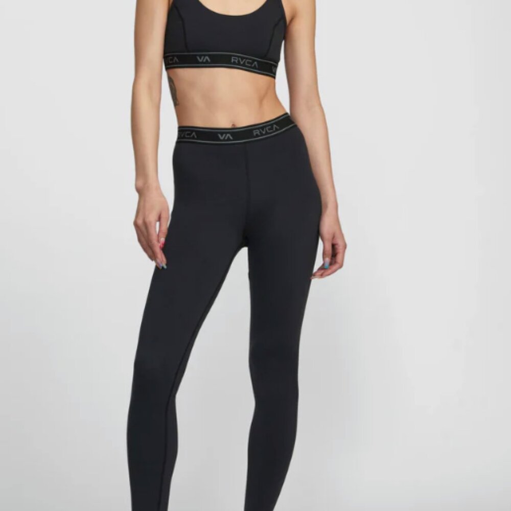 Base Legging - Picture 2 of 3